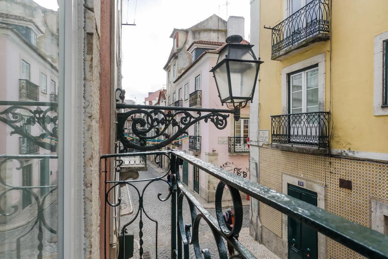 Beautiful Downtown Apartment Lisbon Bagian luar foto