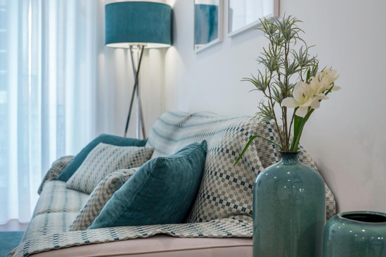 Beautiful Downtown Apartment Lisbon Bagian luar foto